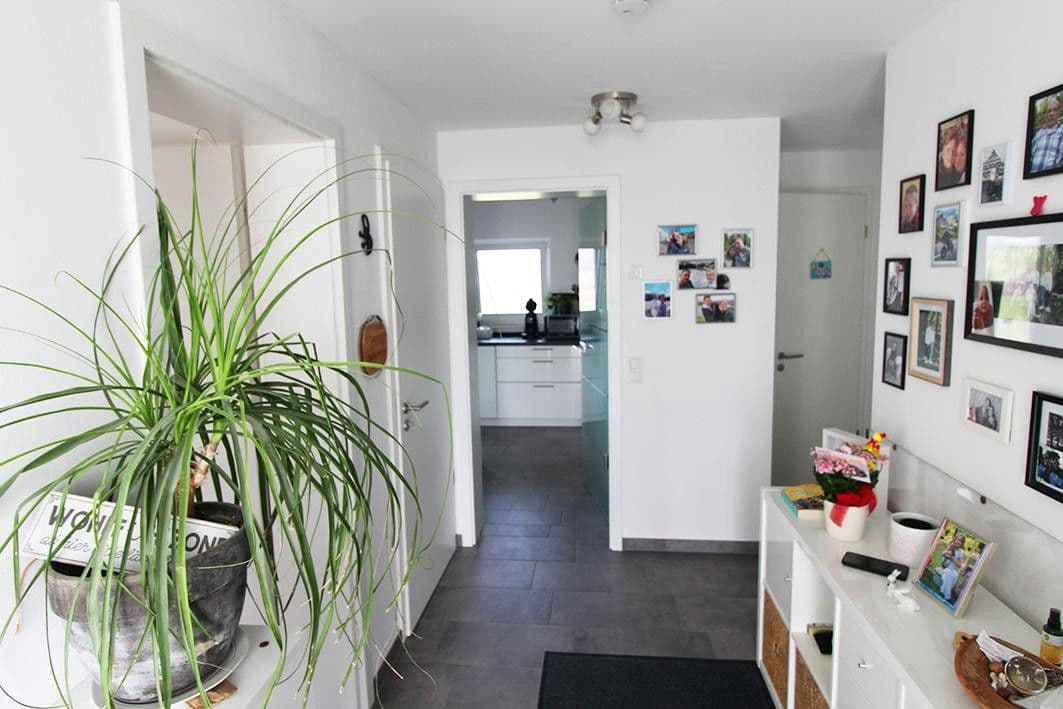 Pronájem bytu 4+1 115 m², Zum Eschental 17, Overath, Severní Porýní-Vestfálsko Pronájem bytu 4+1 115 m², Zum Eschental 17, Overath, Severní Porýní-Vestfálsko