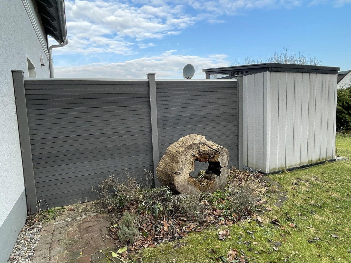 Pronájem bytu 3+1 79 m², Drage, Dolní Sasko Pronájem bytu 3+1 79 m², Drage, Dolní Sasko