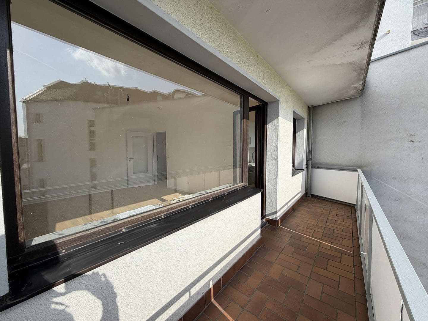 Pronájem bytu 1+1 30 m², Leipzigerstraße 61, Frankfurt am Main, Hessen Pronájem bytu 1+1 30 m², Leipzigerstraße 61, Frankfurt am Main, Hessen