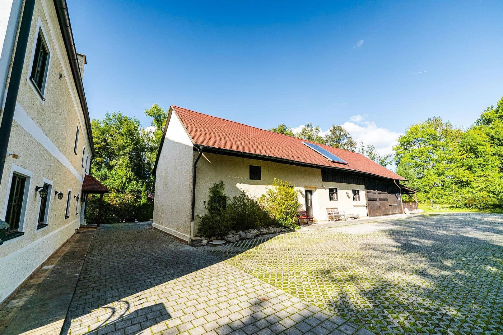 Prodej domu 480 m², pozemek 6.939 m², Egenhofen, Bavorsko Prodej domu 480 m², pozemek 6.939 m², Egenhofen, Bavorsko