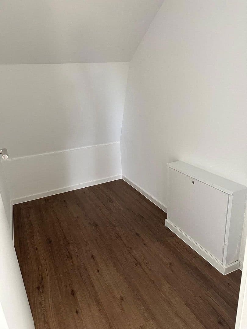 Pronájem bytu 2+1 55 m², Hamburger Allee 51, Nauen, Braniborsko Pronájem bytu 2+1 55 m², Hamburger Allee 51, Nauen, Braniborsko
