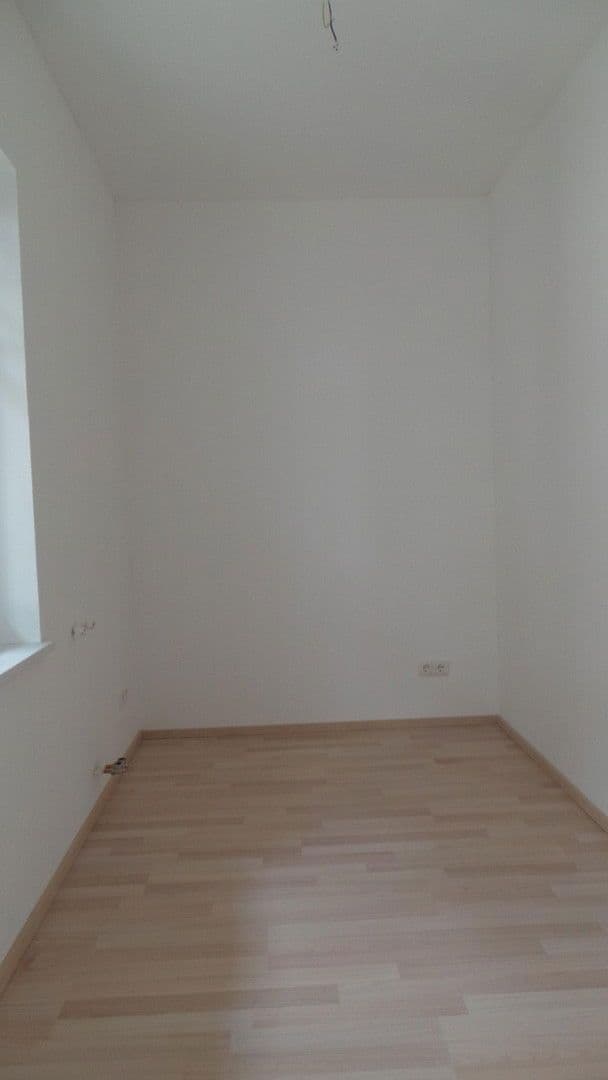 Pronájem bytu 3+1 49 m², Landstraße 78, Schriesheim, Bádensko-Württembersko Pronájem bytu 3+1 49 m², Landstraße 78, Schriesheim, Bádensko-Württembersko