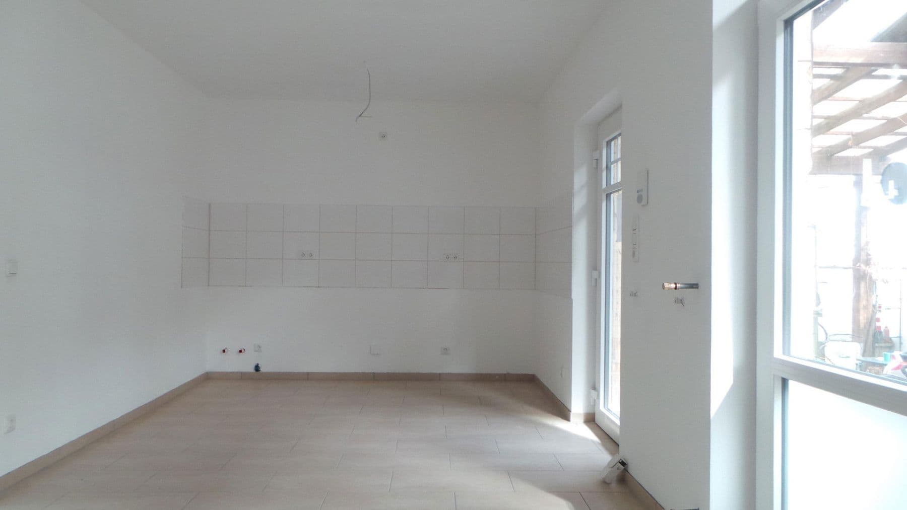Pronájem bytu 3+1 49 m², Landstraße 78, Schriesheim, Bádensko-Württembersko Pronájem bytu 3+1 49 m², Landstraße 78, Schriesheim, Bádensko-Württembersko