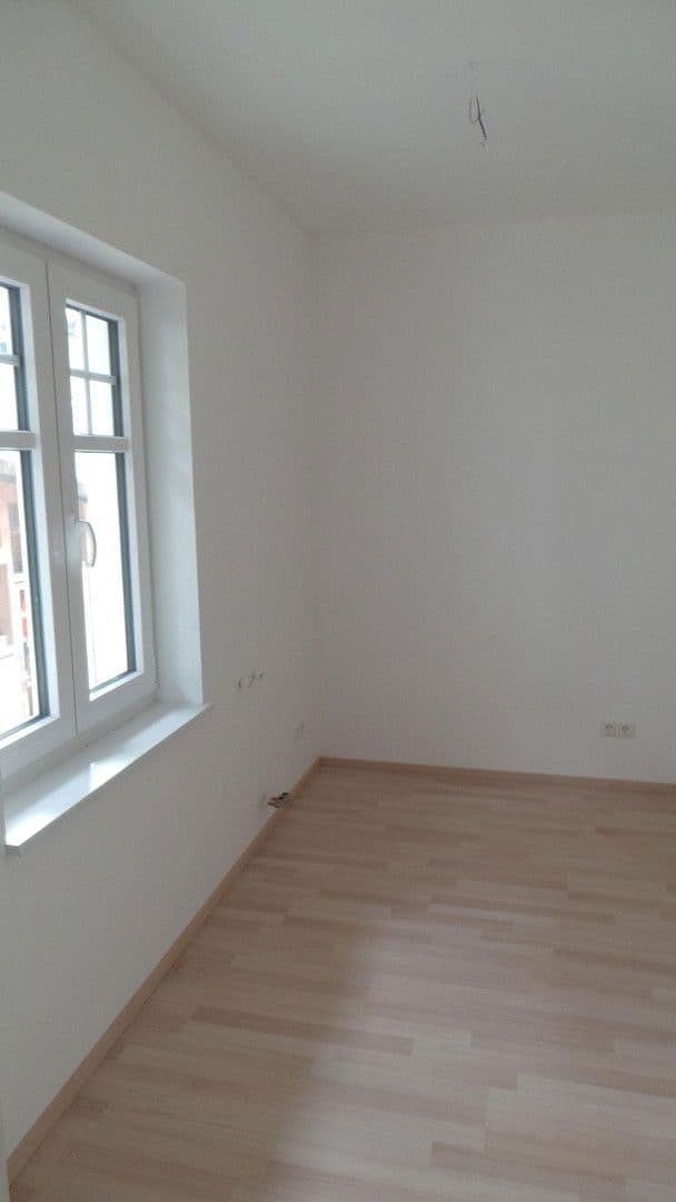 Pronájem bytu 3+1 49 m², Landstraße 78, Schriesheim, Bádensko-Württembersko Pronájem bytu 3+1 49 m², Landstraße 78, Schriesheim, Bádensko-Württembersko