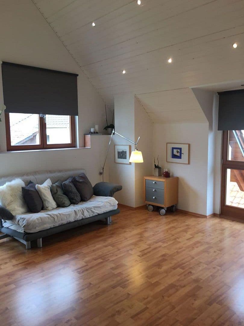 Pronájem bytu 3+1 90 m², Ingelheim am Rhein, Porýní-Falc Pronájem bytu 3+1 90 m², Ingelheim am Rhein, Porýní-Falc