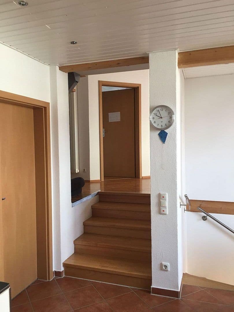 Pronájem bytu 3+1 90 m², Ingelheim am Rhein, Porýní-Falc Pronájem bytu 3+1 90 m², Ingelheim am Rhein, Porýní-Falc