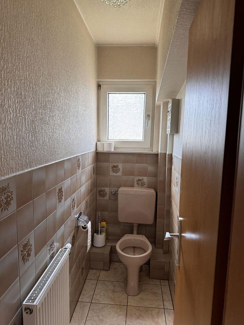 Pronájem bytu 2+1 54 m², Enzstr. 135, Pforzheim, Bádensko-Württembersko Pronájem bytu 2+1 54 m², Enzstr. 135, Pforzheim, Bádensko-Württembersko