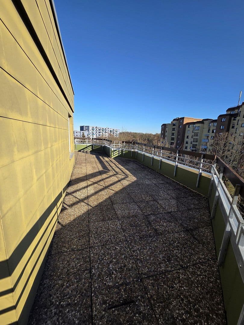 Pronájem bytu 2+kk 75 m², Landauerstrasse 30A, Stuttgart, Bádensko-Württembersko Pronájem bytu 2+kk 75 m², Landauerstrasse 30A, Stuttgart, Bádensko-Württembersko