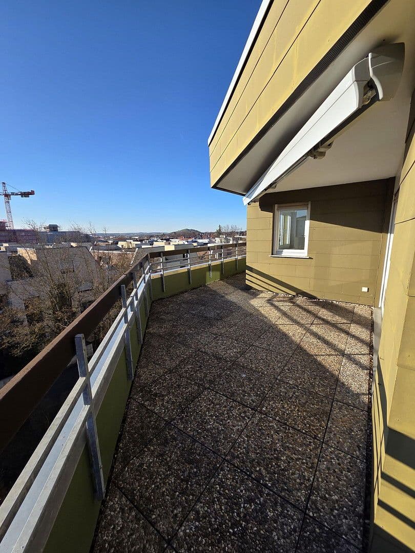 Pronájem bytu 2+kk 75 m², Landauerstrasse 30A, Stuttgart, Bádensko-Württembersko Pronájem bytu 2+kk 75 m², Landauerstrasse 30A, Stuttgart, Bádensko-Württembersko