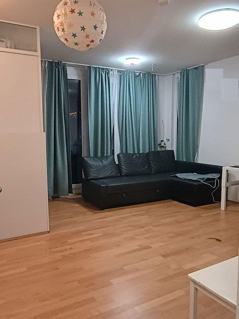 Pronájem bytu 3+1 83 m², München, Bavorsko Pronájem bytu 3+1 83 m², München, Bavorsko