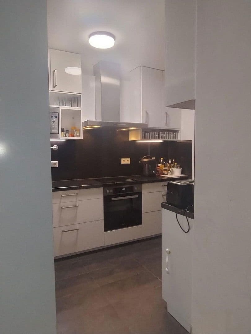 Pronájem bytu 3+1 83 m², München, Bavorsko Pronájem bytu 3+1 83 m², München, Bavorsko