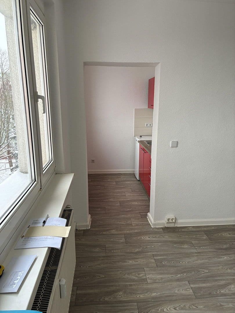 Pronájem bytu 1+1 25 m², Linzer Straße 43, Dessau-Roßlau, Sasko-Anhaltsko Pronájem bytu 1+1 25 m², Linzer Straße 43, Dessau-Roßlau, Sasko-Anhaltsko