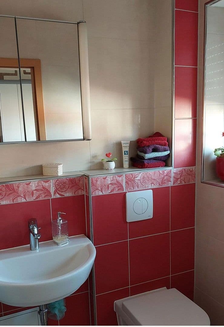 Prodej domu 151 m², pozemek 561 m², Mömbris, Bavorsko Prodej domu 151 m², pozemek 561 m², Mömbris, Bavorsko