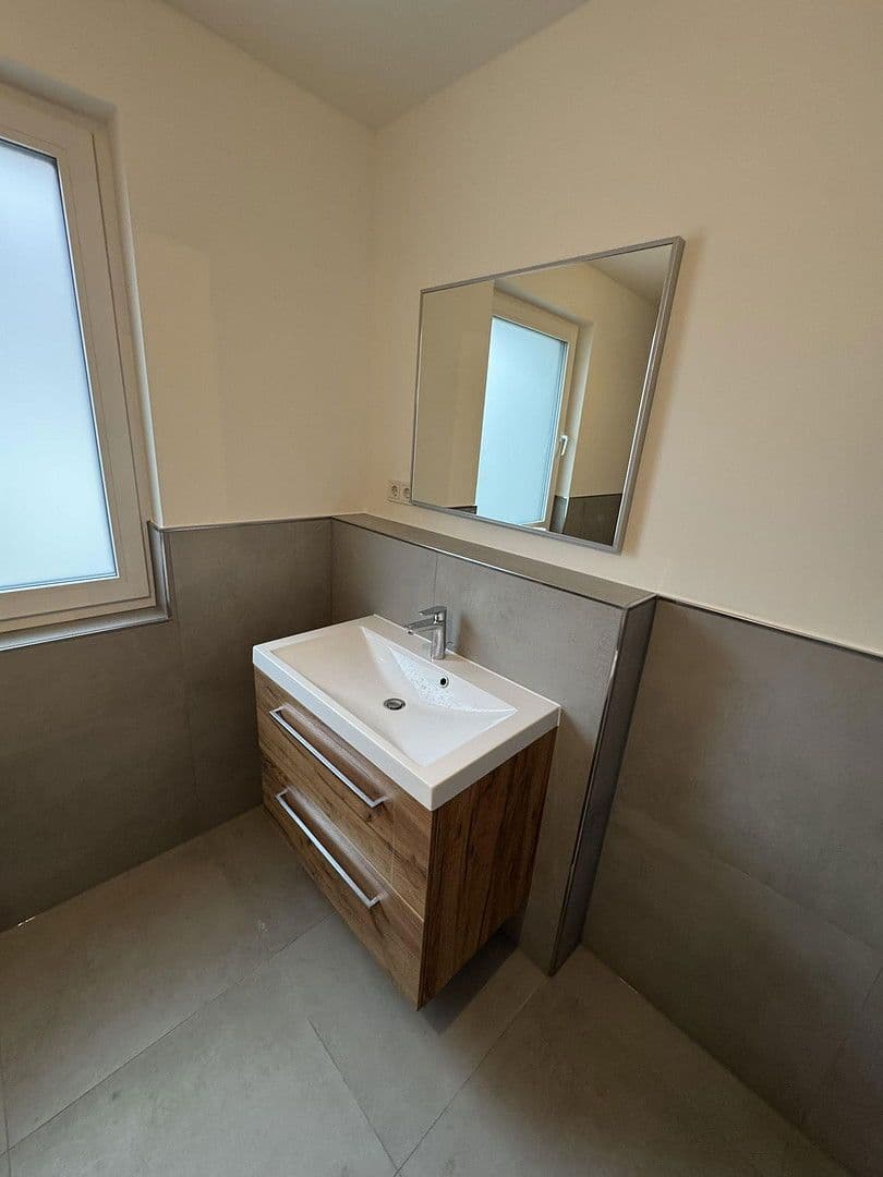 Pronájem bytu 3+1 93 m², Breitenweg 1A, Römerberg, Porýní-Falc Pronájem bytu 3+1 93 m², Breitenweg 1A, Römerberg, Porýní-Falc