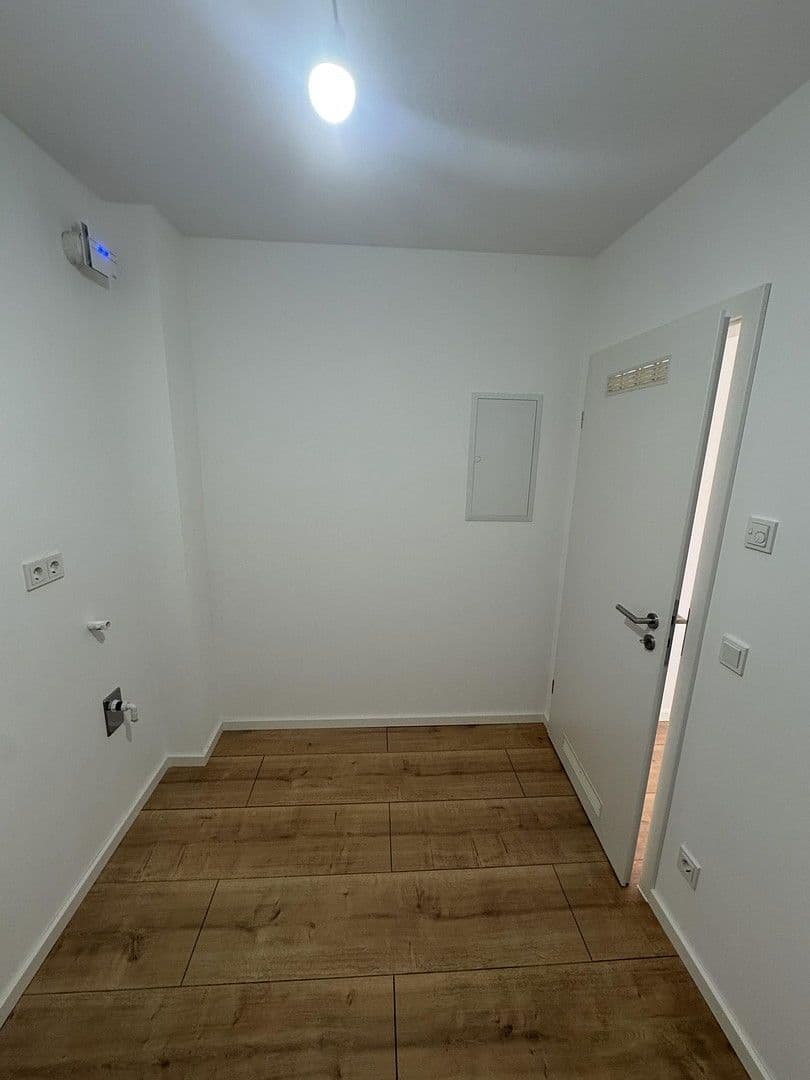 Pronájem bytu 3+1 93 m², Breitenweg 1A, Römerberg, Porýní-Falc Pronájem bytu 3+1 93 m², Breitenweg 1A, Römerberg, Porýní-Falc