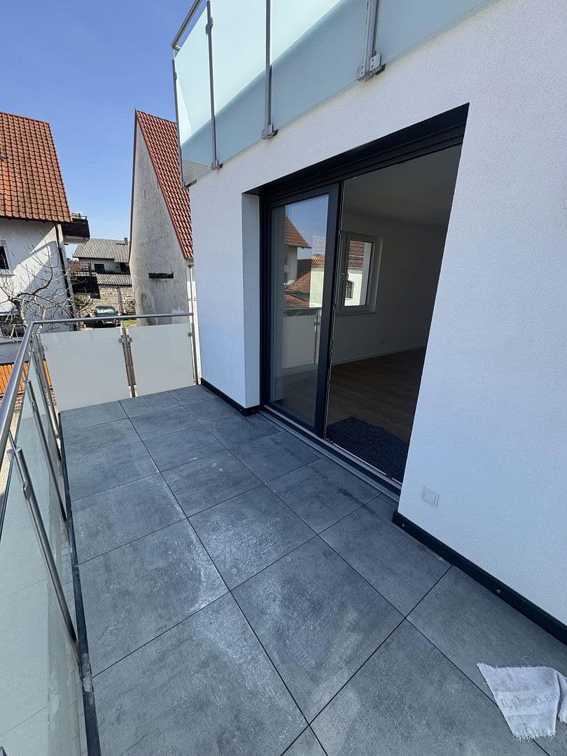 Pronájem bytu 3+1 93 m², Breitenweg 1A, Römerberg, Porýní-Falc Pronájem bytu 3+1 93 m², Breitenweg 1A, Römerberg, Porýní-Falc