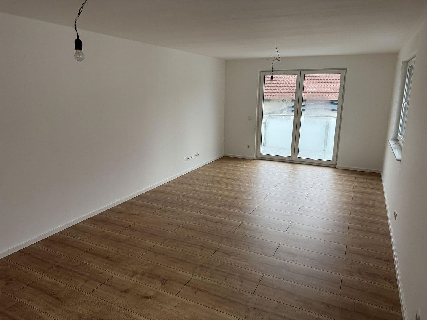 Pronájem bytu 3+1 93 m², Breitenweg 1A, Römerberg, Porýní-Falc Pronájem bytu 3+1 93 m², Breitenweg 1A, Römerberg, Porýní-Falc