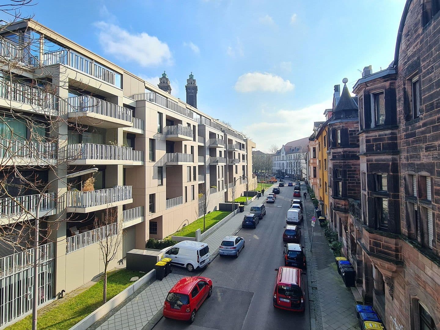 Prodej garáže, Saarbrücken, Země Sársko Prodej garáže, Saarbrücken, Země Sársko