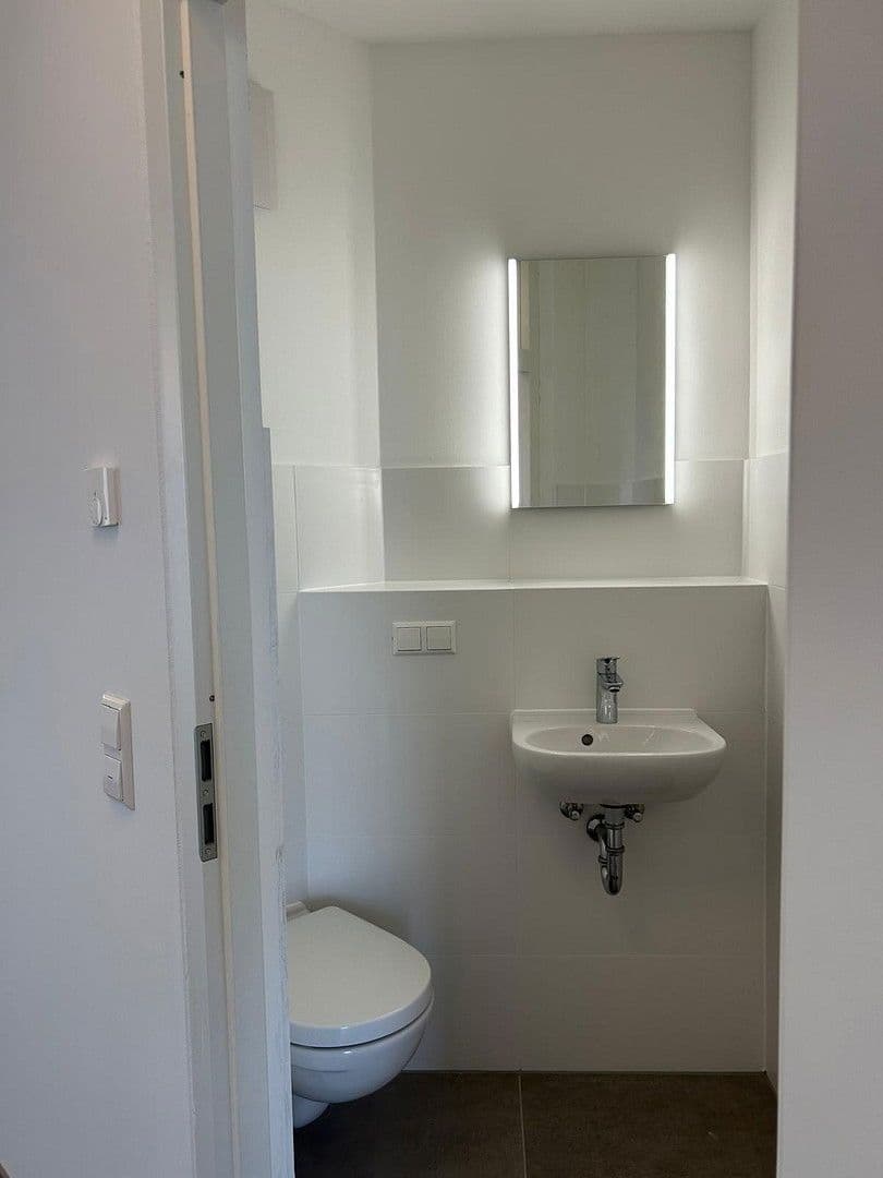 Pronájem bytu 3+1 140 m², Kellereistr 4, Bockenheim an der Weinstraße, Porýní-Falc Pronájem bytu 3+1 140 m², Kellereistr 4, Bockenheim an der Weinstraße, Porýní-Falc