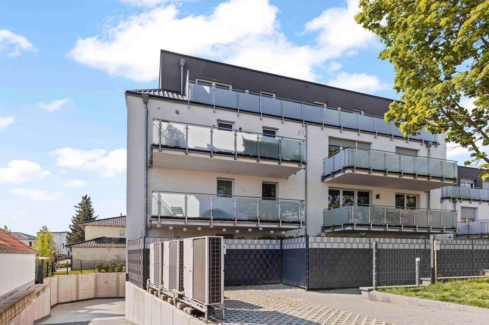 Pronájem bytu 3+1 140 m², Kellereistr 4, Bockenheim an der Weinstraße, Porýní-Falc Pronájem bytu 3+1 140 m², Kellereistr 4, Bockenheim an der Weinstraße, Porýní-Falc