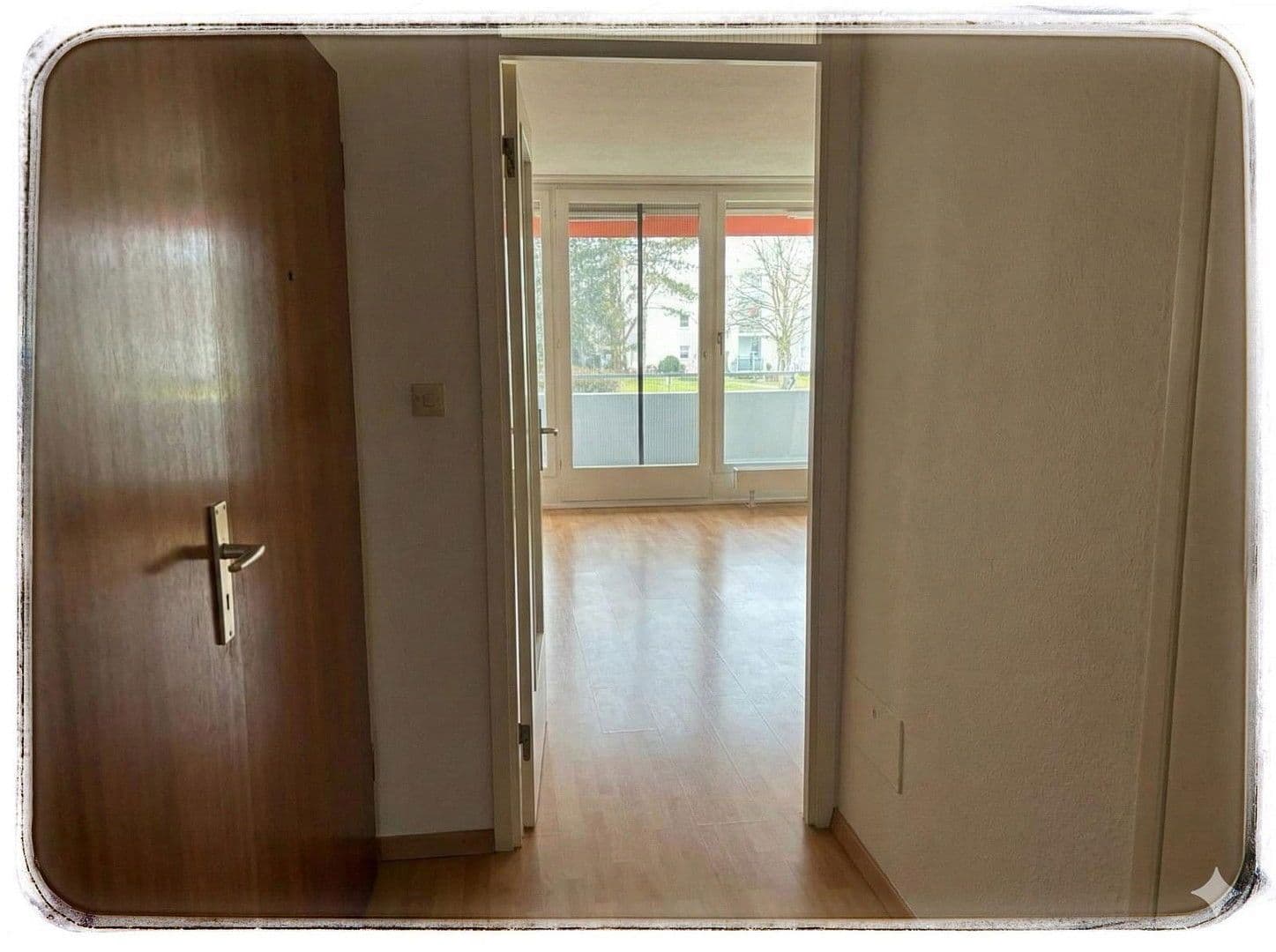 Pronájem bytu 2+1 54 m², Am hohen Stein 20, Wiesbaden, Hessen Pronájem bytu 2+1 54 m², Am hohen Stein 20, Wiesbaden, Hessen