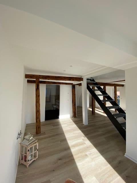 Pronájem bytu 3+kk 85 m², Schmalestr.1, Wiernsheim, Bádensko-Württembersko Pronájem bytu 3+kk 85 m², Schmalestr.1, Wiernsheim, Bádensko-Württembersko