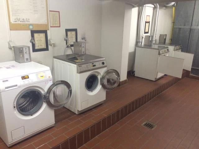 Prodej bytu 1+1 28 m², Benzenbergstr. 51, Düsseldorf, Severní Porýní-Vestfálsko Prodej bytu 1+1 28 m², Benzenbergstr. 51, Düsseldorf, Severní Porýní-Vestfálsko