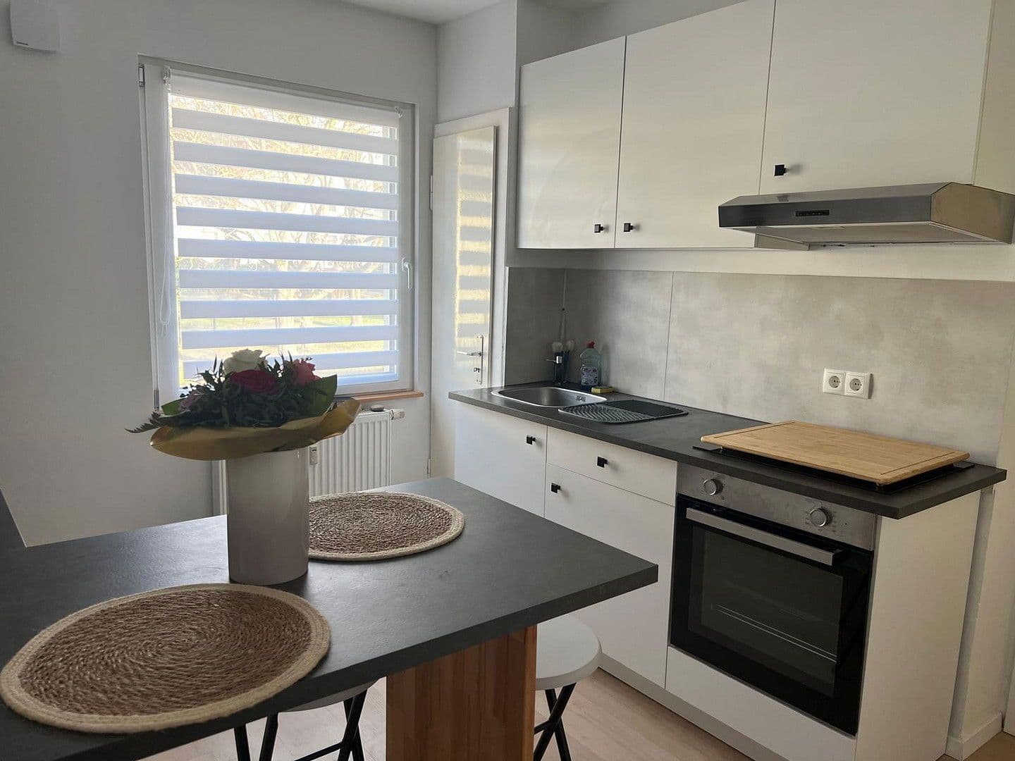 Pronájem bytu 2+1 50 m², Am Jungholz 5, Meckenheim, Severní Porýní-Vestfálsko Pronájem bytu 2+1 50 m², Am Jungholz 5, Meckenheim, Severní Porýní-Vestfálsko