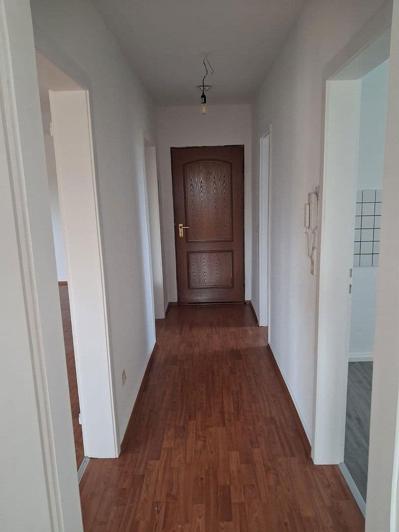 Pronájem bytu 2+1 68 m², Kölner Straße 137, Leverkusen, Severní Porýní-Vestfálsko Pronájem bytu 2+1 68 m², Kölner Straße 137, Leverkusen, Severní Porýní-Vestfálsko