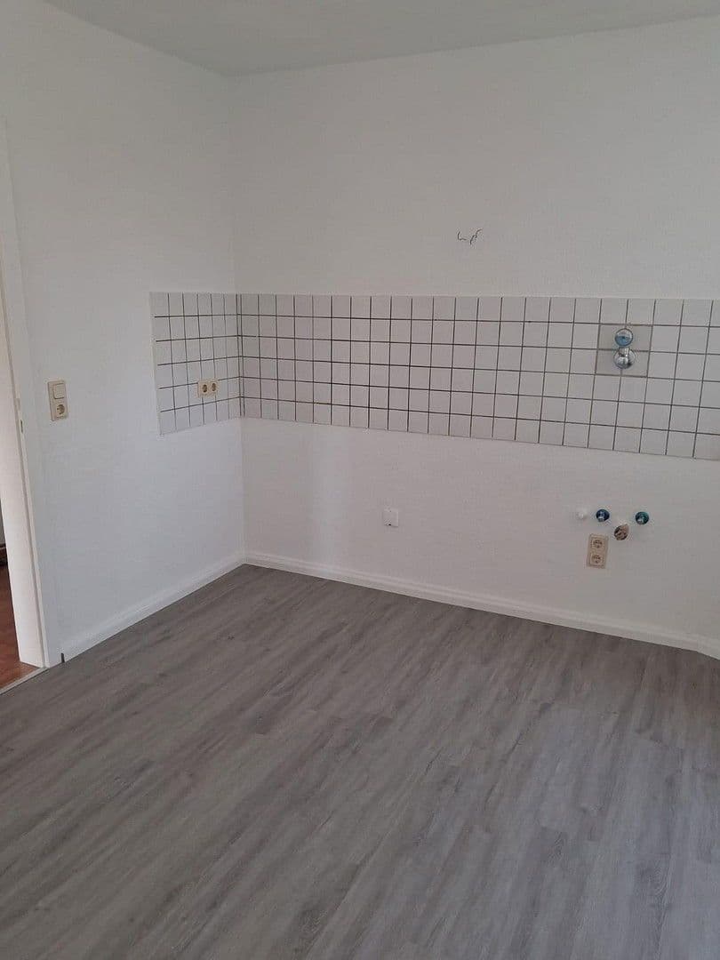 Pronájem bytu 2+1 68 m², Kölner Straße 137, Leverkusen, Severní Porýní-Vestfálsko Pronájem bytu 2+1 68 m², Kölner Straße 137, Leverkusen, Severní Porýní-Vestfálsko