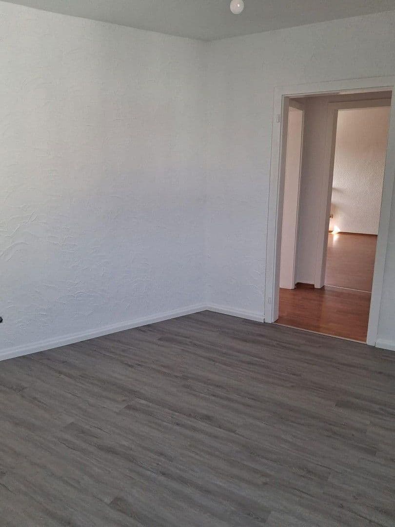 Pronájem bytu 2+1 68 m², Kölner Straße 137, Leverkusen, Severní Porýní-Vestfálsko Pronájem bytu 2+1 68 m², Kölner Straße 137, Leverkusen, Severní Porýní-Vestfálsko