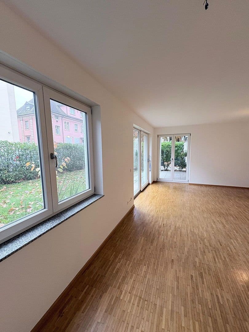 Pronájem bytu 2+kk 63 m², Offenburg, Bádensko-Württembersko Pronájem bytu 2+kk 63 m², Offenburg, Bádensko-Württembersko
