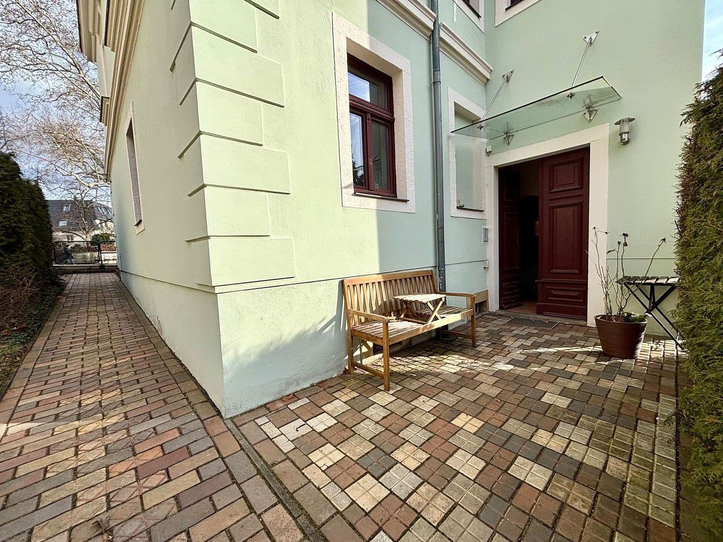 Prodej domu 400 m², pozemek 590 m², Dresden, Sasko Prodej domu 400 m², pozemek 590 m², Dresden, Sasko