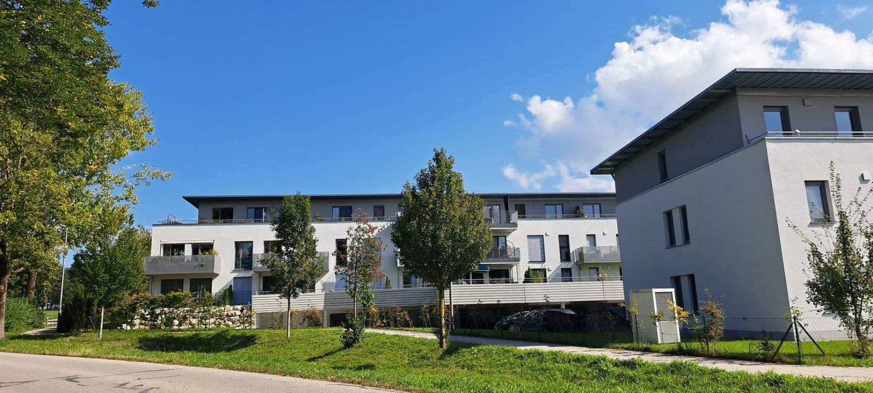 Pronájem bytu 3+1 82 m², Georg-Huber-Str. 14, Zorneding, Ortsteil Pöring, Bavorsko Pronájem bytu 3+1 82 m², Georg-Huber-Str. 14, Zorneding, Ortsteil Pöring, Bavorsko