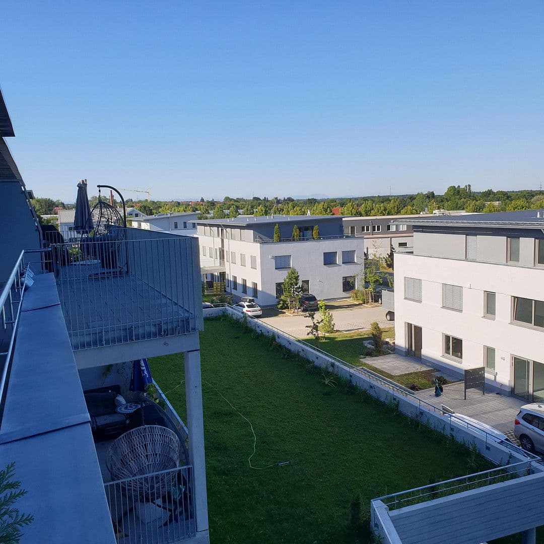 Pronájem bytu 3+1 82 m², Georg-Huber-Str. 14, Zorneding, Ortsteil Pöring, Bavorsko Pronájem bytu 3+1 82 m², Georg-Huber-Str. 14, Zorneding, Ortsteil Pöring, Bavorsko