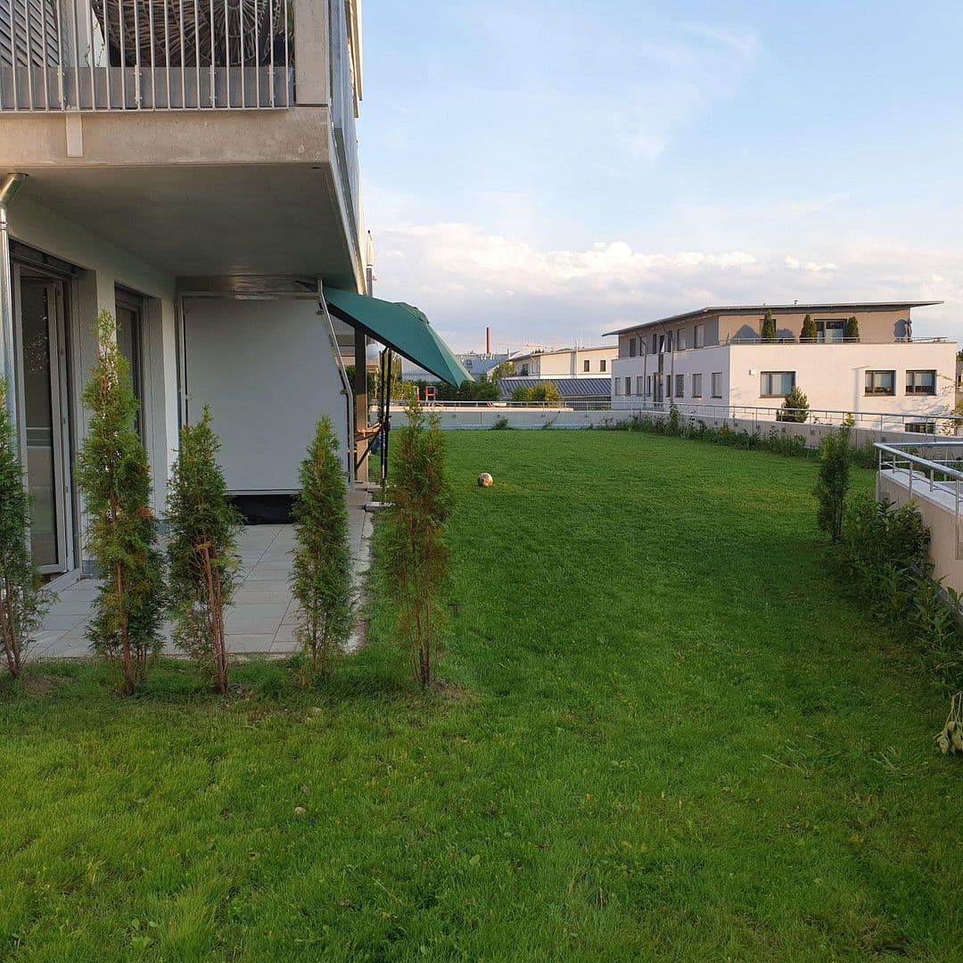 Pronájem bytu 3+1 82 m², Georg-Huber-Str. 14, Zorneding, Ortsteil Pöring, Bavorsko Pronájem bytu 3+1 82 m², Georg-Huber-Str. 14, Zorneding, Ortsteil Pöring, Bavorsko