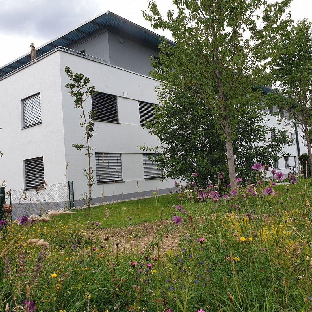 Pronájem bytu 3+1 82 m², Georg-Huber-Str. 14, Zorneding, Ortsteil Pöring, Bavorsko Pronájem bytu 3+1 82 m², Georg-Huber-Str. 14, Zorneding, Ortsteil Pöring, Bavorsko