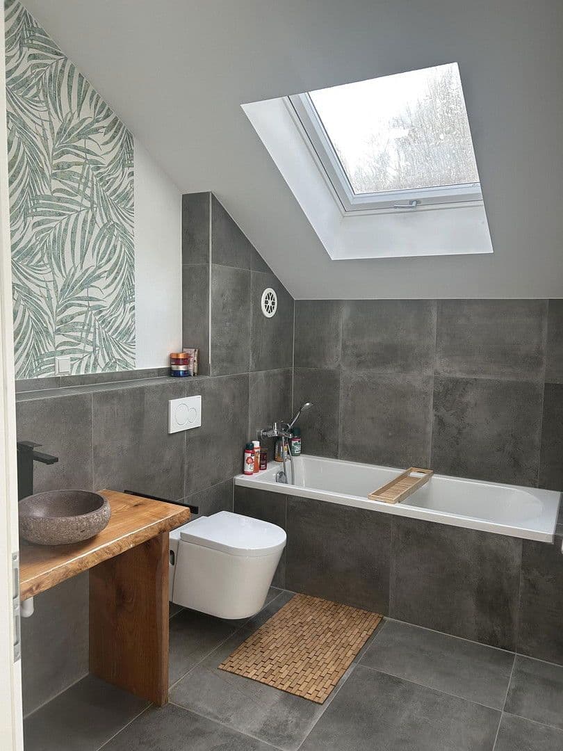 Prodej domu 225 m², pozemek 1.012 m², Dattenberg, Porýní-Falc Prodej domu 225 m², pozemek 1.012 m², Dattenberg, Porýní-Falc