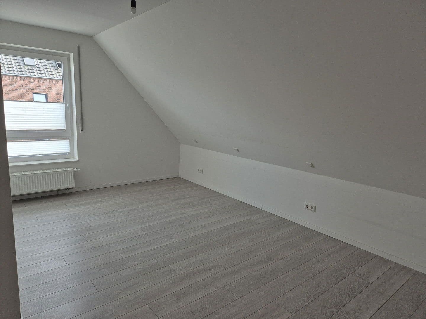 Prodej domu 134 m², pozemek 280 m², Greven, Severní Porýní-Vestfálsko Prodej domu 134 m², pozemek 280 m², Greven, Severní Porýní-Vestfálsko