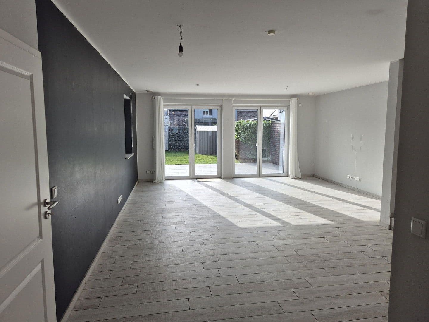 Prodej domu 134 m², pozemek 280 m², Greven, Severní Porýní-Vestfálsko Prodej domu 134 m², pozemek 280 m², Greven, Severní Porýní-Vestfálsko