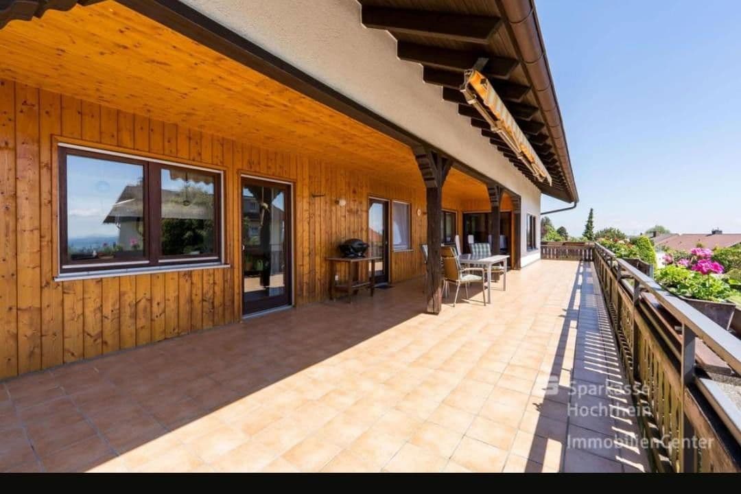 Pronájem bytu 5+kk 150 m², Jurablick 4, Rickenbach, Bádensko-Württembersko Pronájem bytu 5+kk 150 m², Jurablick 4, Rickenbach, Bádensko-Württembersko