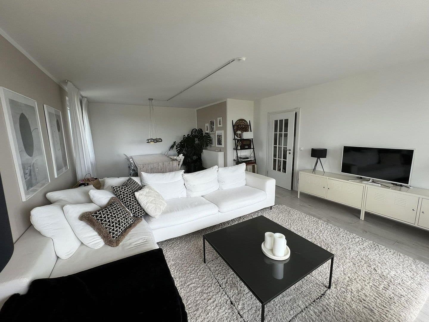 Pronájem bytu 3+1 93 m², Mühlenstraße 3, Pinneberg, Šlesvicko-Holštýnsko Pronájem bytu 3+1 93 m², Mühlenstraße 3, Pinneberg, Šlesvicko-Holštýnsko