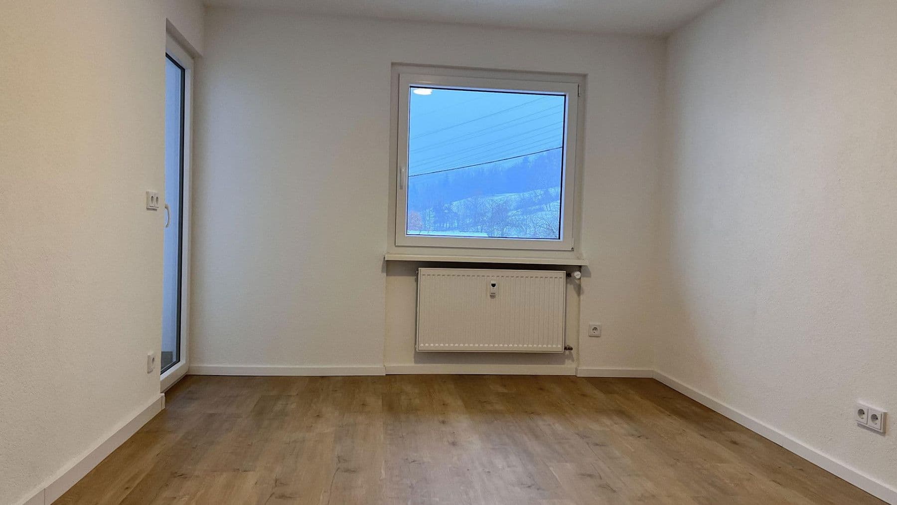 Pronájem domu 173 m², pozemek 320 m², Weilheim, Bádensko-Württembersko Pronájem domu 173 m², pozemek 320 m², Weilheim, Bádensko-Württembersko