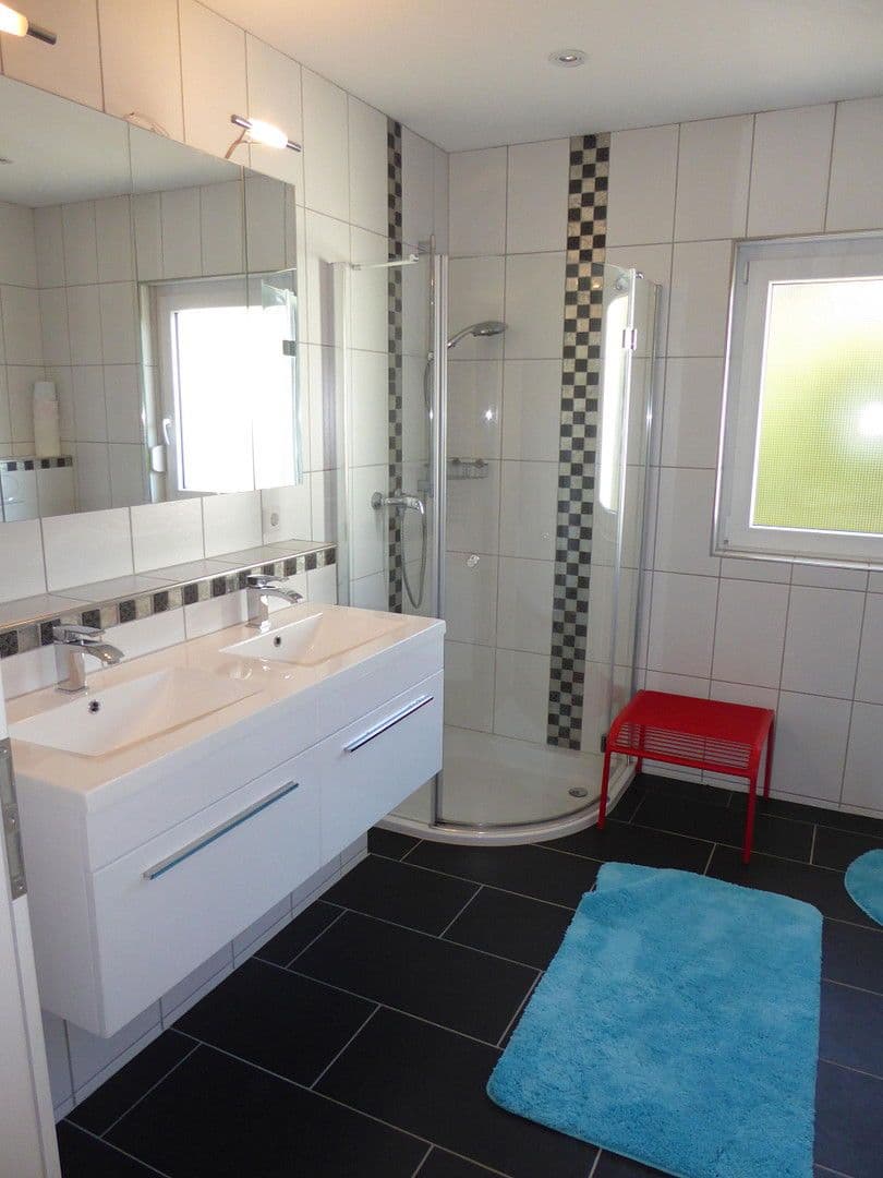 Prodej domu 112 m², pozemek 572 m², Vogelsang 10, Laufenburg (Baden), Bádensko-Württembersko Prodej domu 112 m², pozemek 572 m², Vogelsang 10, Laufenburg (Baden), Bádensko-Württembersko