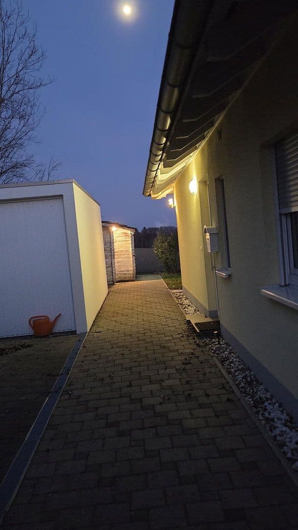 Prodej domu 112 m², pozemek 572 m², Vogelsang 10, Laufenburg (Baden), Bádensko-Württembersko Prodej domu 112 m², pozemek 572 m², Vogelsang 10, Laufenburg (Baden), Bádensko-Württembersko