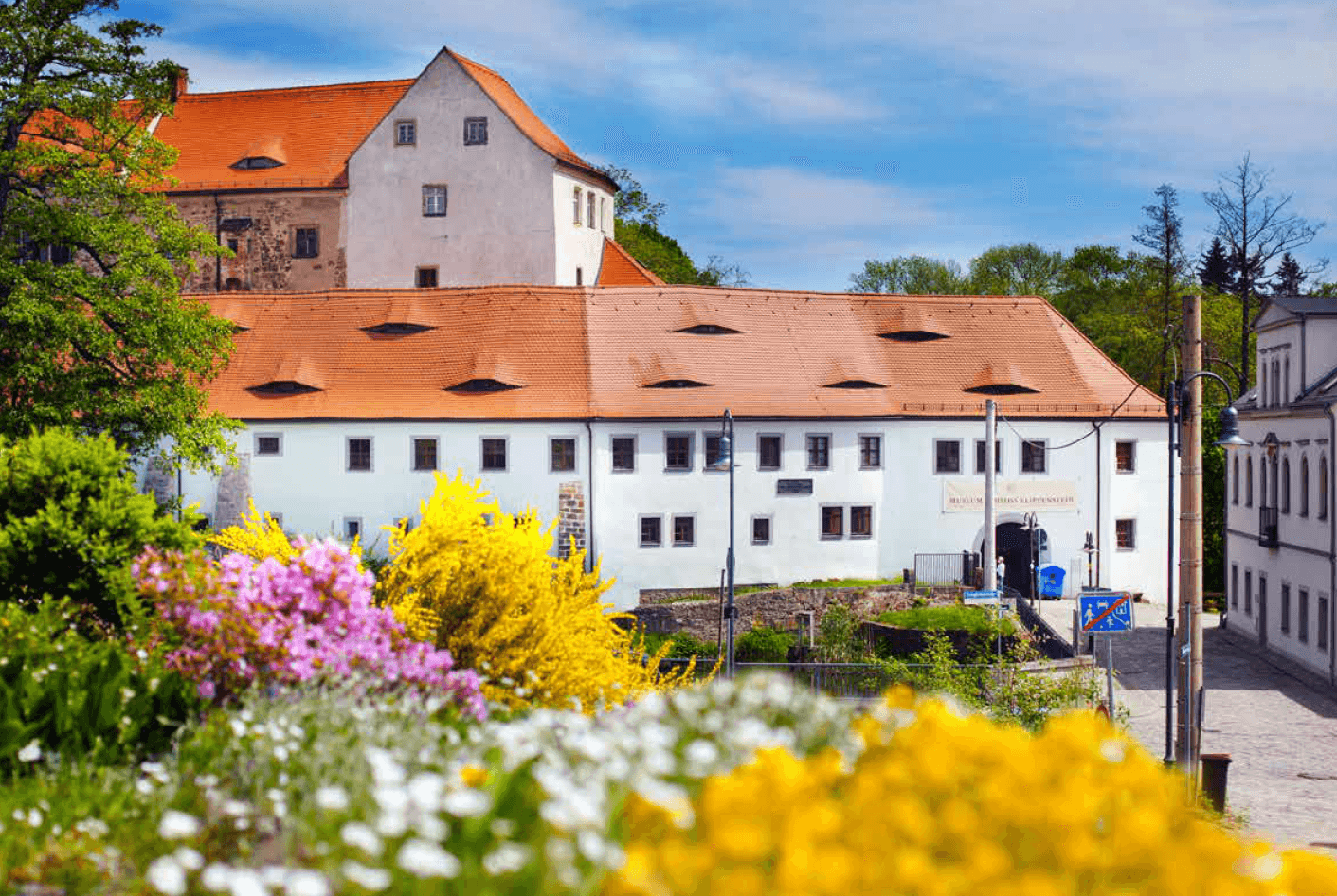 Pronájem bytu 3+1 77 m², Langbeinstraße 1-3, Radeberg, Sasko Pronájem bytu 3+1 77 m², Langbeinstraße 1-3, Radeberg, Sasko