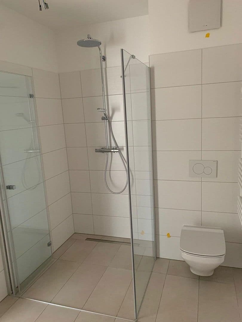 Pronájem bytu 3+1 77 m², Langbeinstraße 1-3, Radeberg, Sasko Pronájem bytu 3+1 77 m², Langbeinstraße 1-3, Radeberg, Sasko