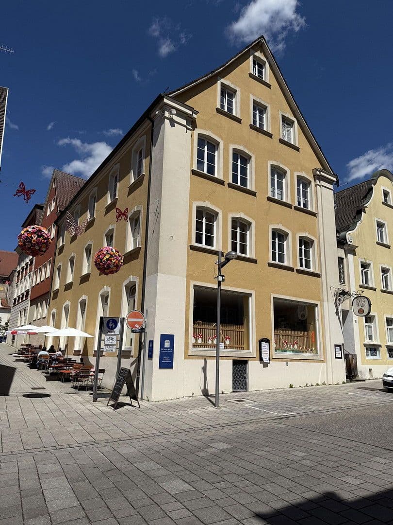 Pronájem bytu 6+1 136 m², Spitalstrasse 17, Ellwangen (Jagst), Bádensko-Württembersko Pronájem bytu 6+1 136 m², Spitalstrasse 17, Ellwangen (Jagst), Bádensko-Württembersko