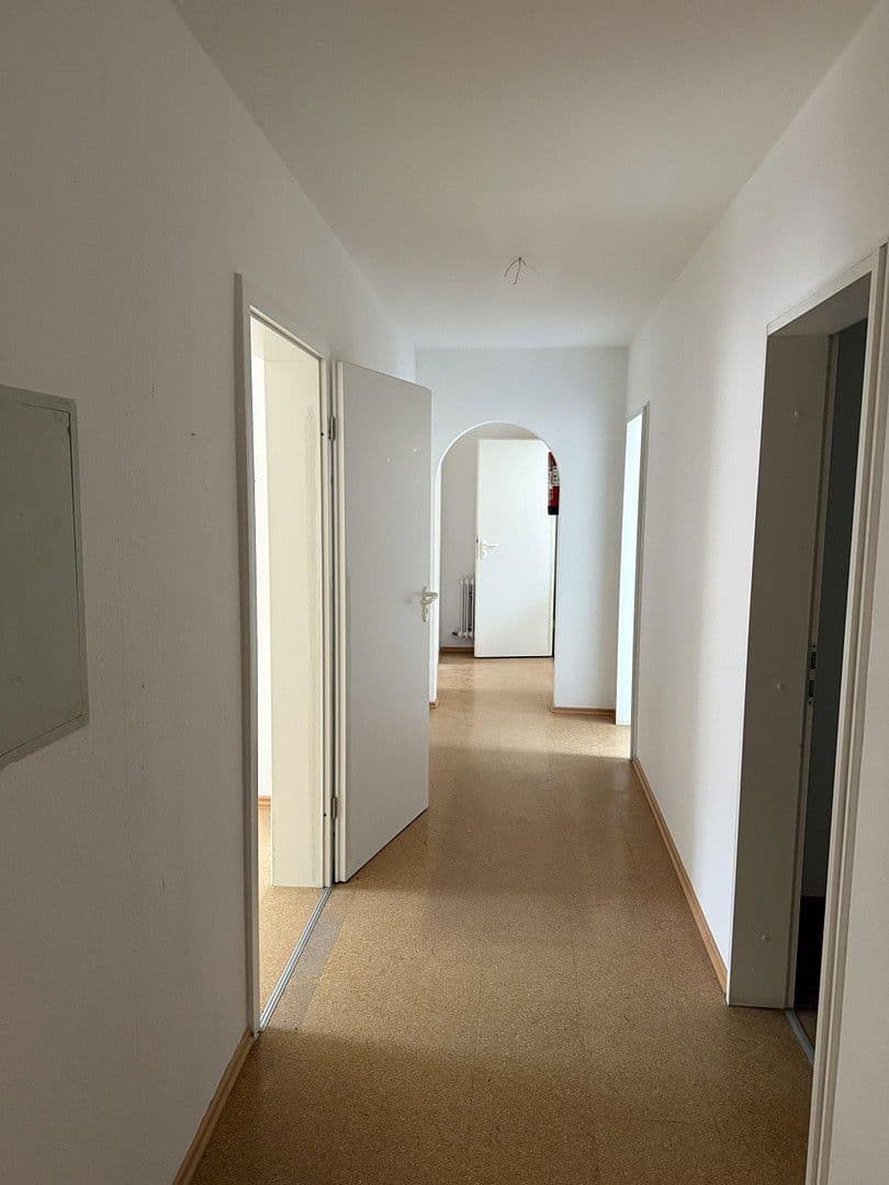 Pronájem bytu 6+1 136 m², Spitalstrasse 17, Ellwangen (Jagst), Bádensko-Württembersko Pronájem bytu 6+1 136 m², Spitalstrasse 17, Ellwangen (Jagst), Bádensko-Württembersko
