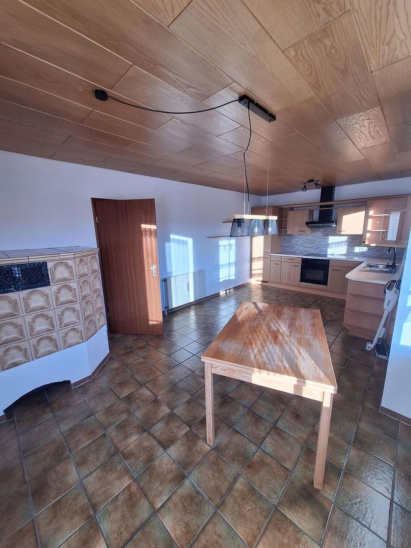 Pronájem bytu 3+1 105 m², Tuttlingen, Bádensko-Württembersko Pronájem bytu 3+1 105 m², Tuttlingen, Bádensko-Württembersko